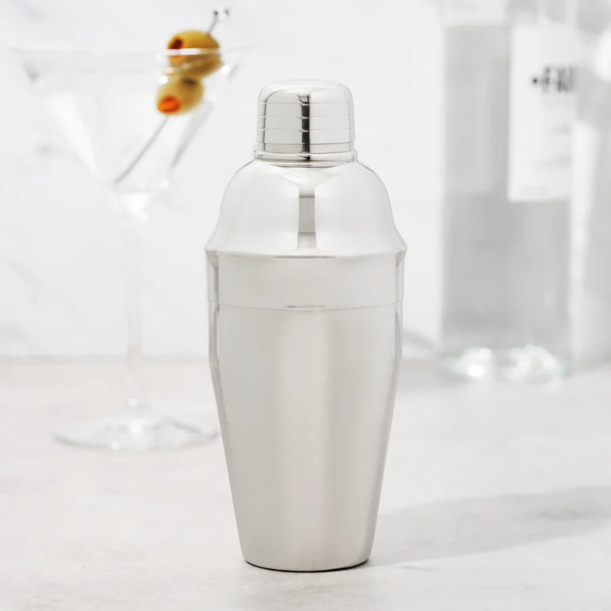 Contour 12 oz Cocktail Shaker in Stainless Steel-4