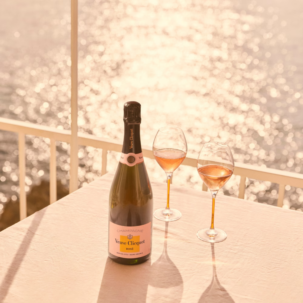 Veuve Clicquot Champagne Brut Rose With Gift Cooler