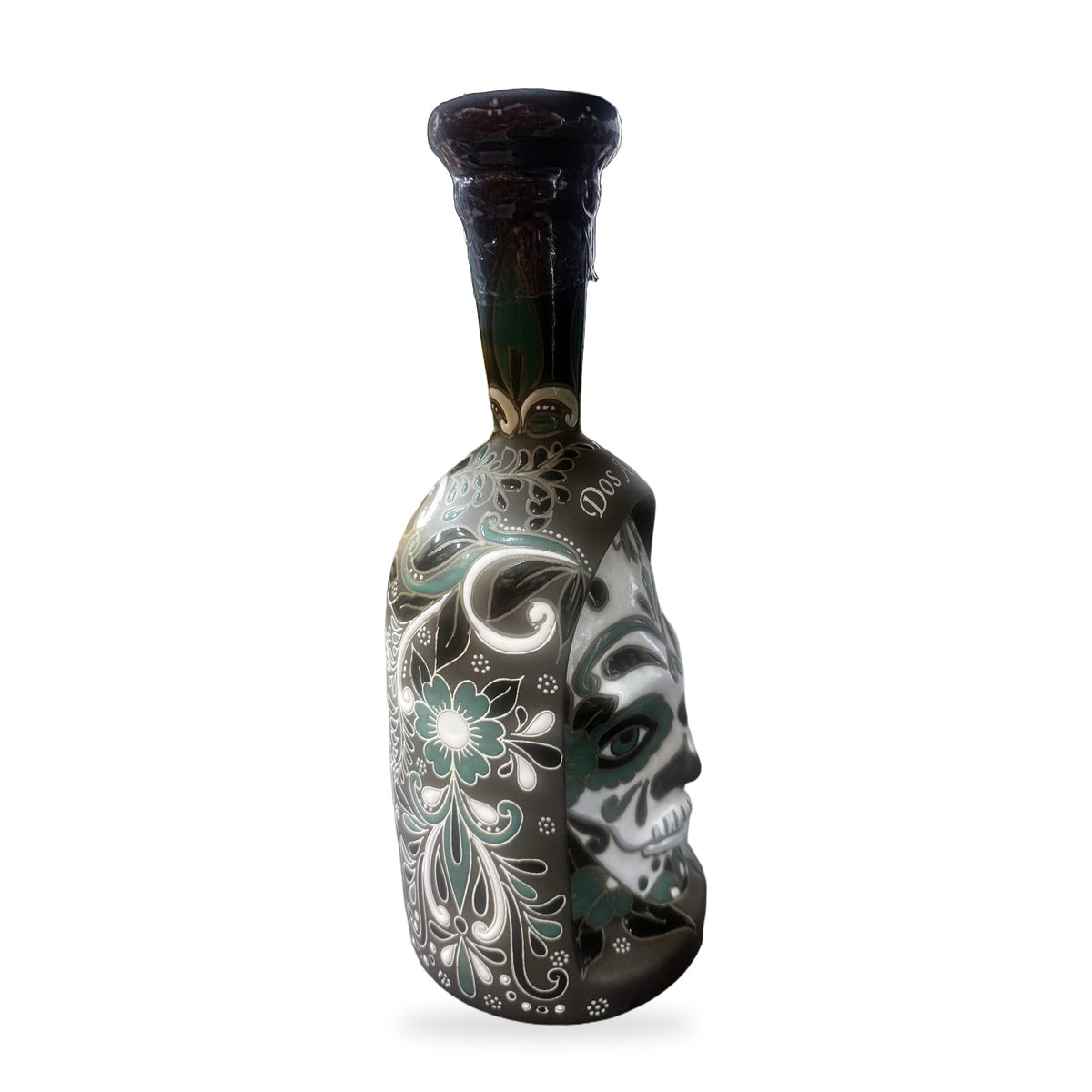 Dos Artes Calavera Extra Añejo Reserva Especial 36 Tequila 2026 Día de Muertos right side - Liquor Geeks