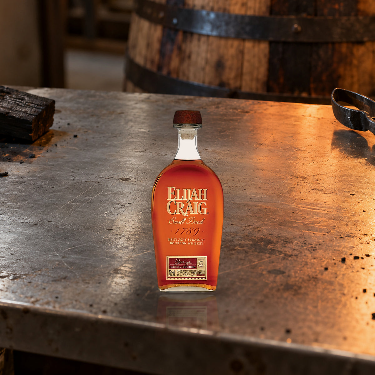Elijah Craig Straight Bourbon Small Batch Whiskey charred staves - Liquor Geeks