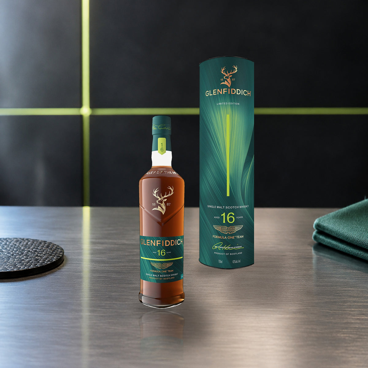 Glenfiddich 16 Year Old Single Malt Scotch Whisky – Aston Martin Formula One™ 2026 Limited Edition lime lounge - Liquor Geeks