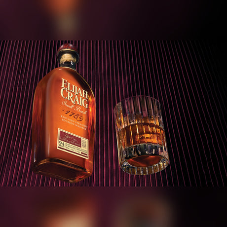 Elijah Craig Straight Bourbon Small Batch Whiskey - official Elijah Craig photo - Liquor Geeks