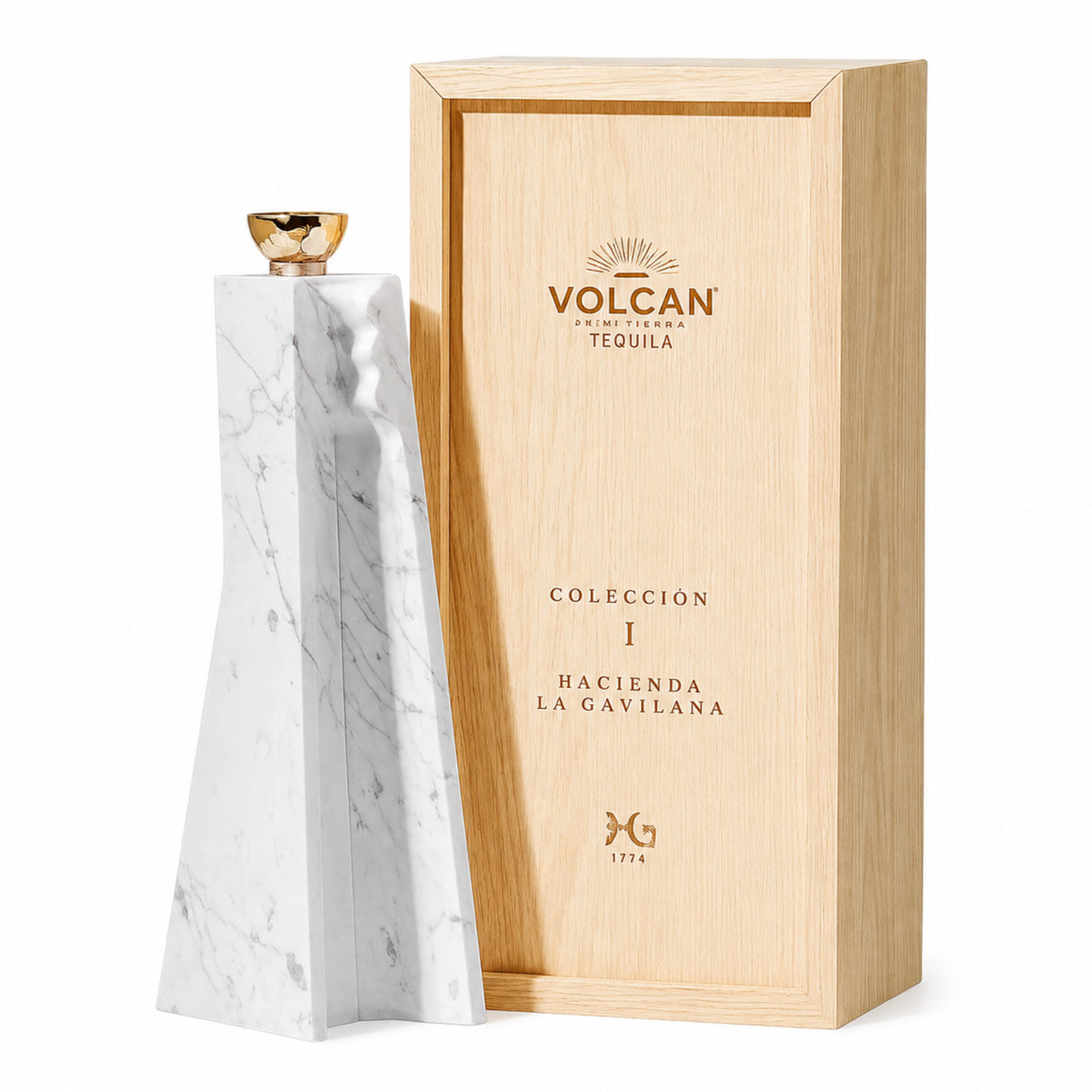 Volcán de Mi Tierra Tequila Añejo Edición Especial Colección La Gavilana