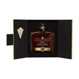 Calumet Farm 17 Years Old Kentucky Straight Bourbon Whiskey-1