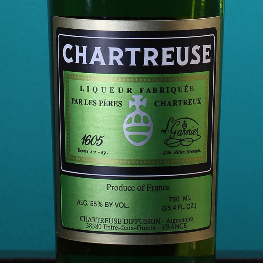 Buy Green Chartreuse Herbal Liqueur | Liquor Geeks
