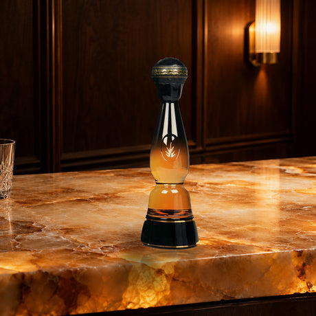 Clase Azul Gold Tequila onyx bar - Liquor Geeks