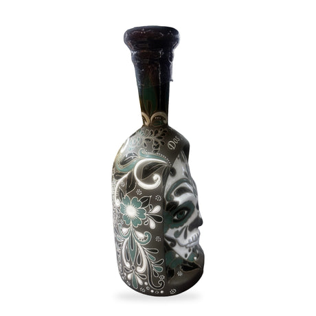 Dos Artes Calavera Extra Añejo Reserva Especial 36 Tequila 2026 Día de Muertos right side - Liquor Geeks
