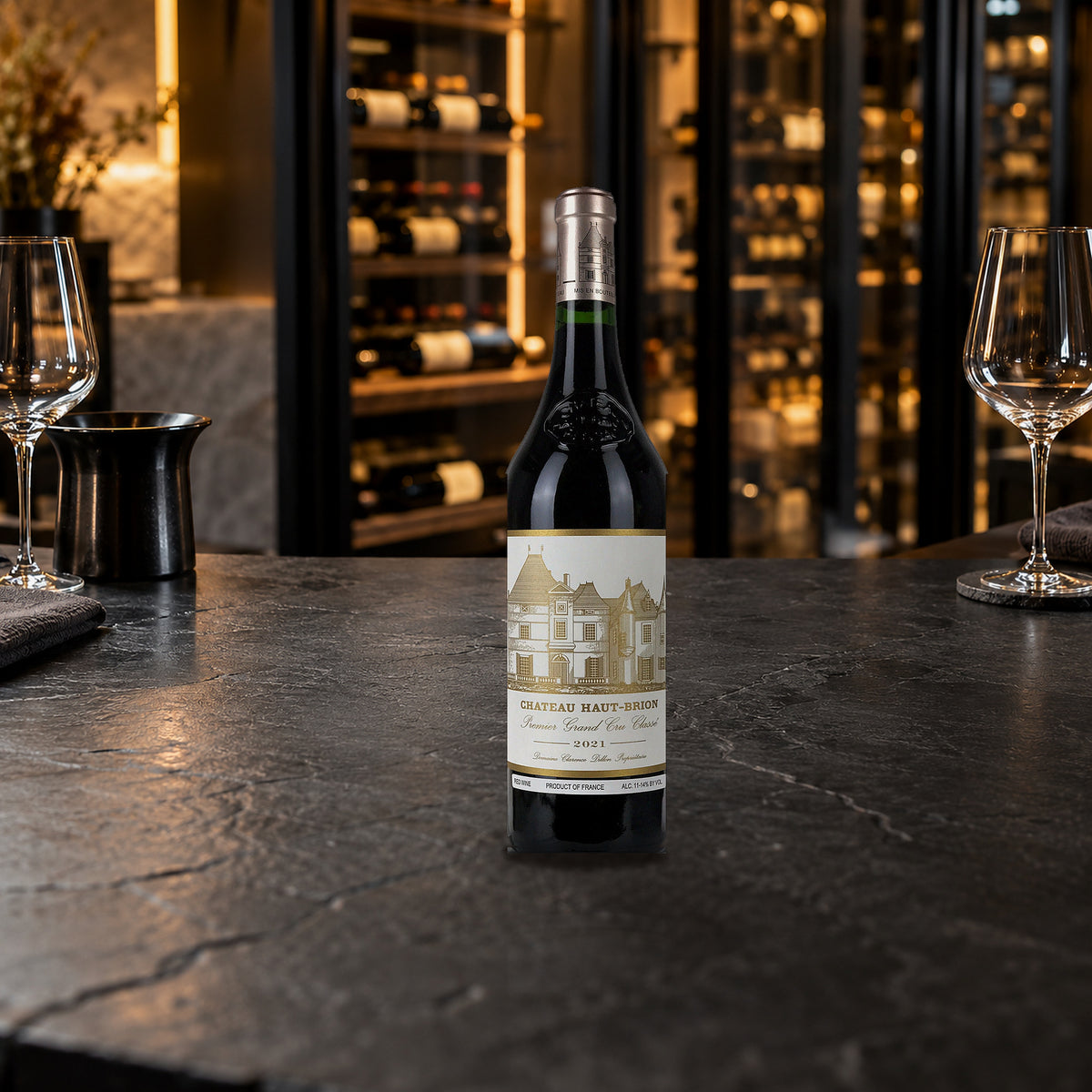 Chateau Haut Brion Pessac Leognan 2021 With Wood Box tasting counter black - Liquor Geeks