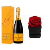 Veuve Clicquot Brut With Gift - Liquor Geeks